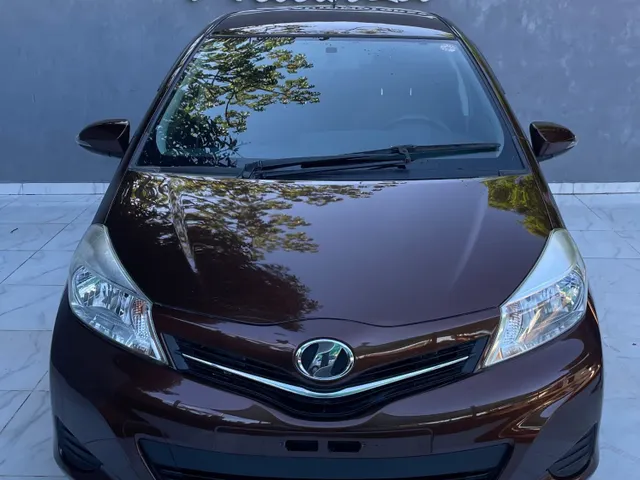 Toyota Vitz 2012