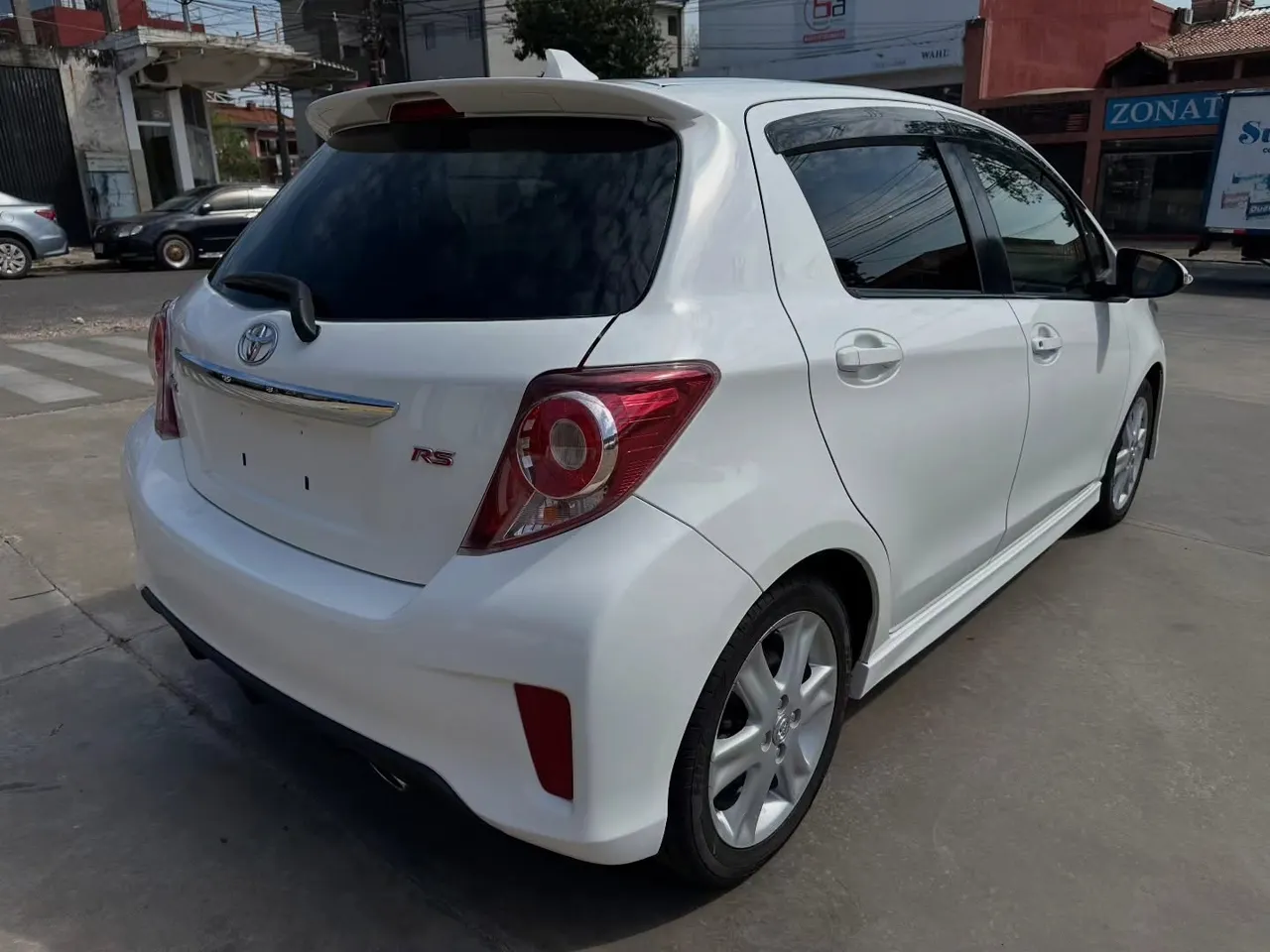 Toyota Vitz 2012 RS