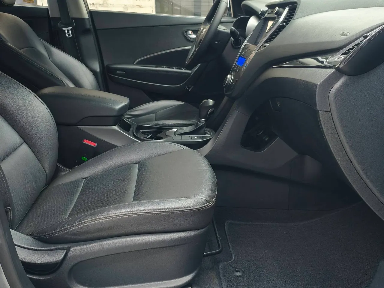 Hyundai Santa Fe 2014