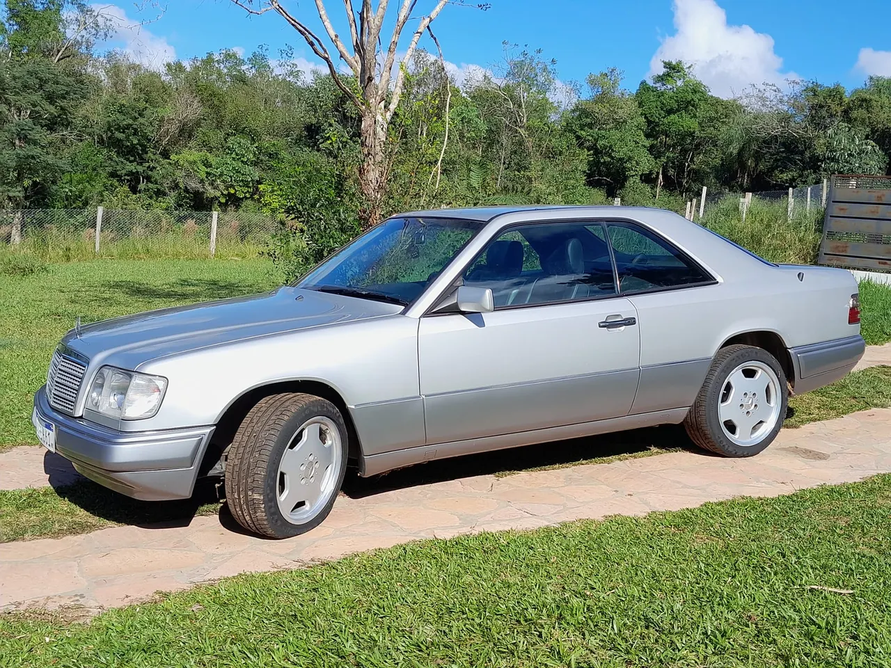 Mercedes-Benz Clase E 1995 320Coupe