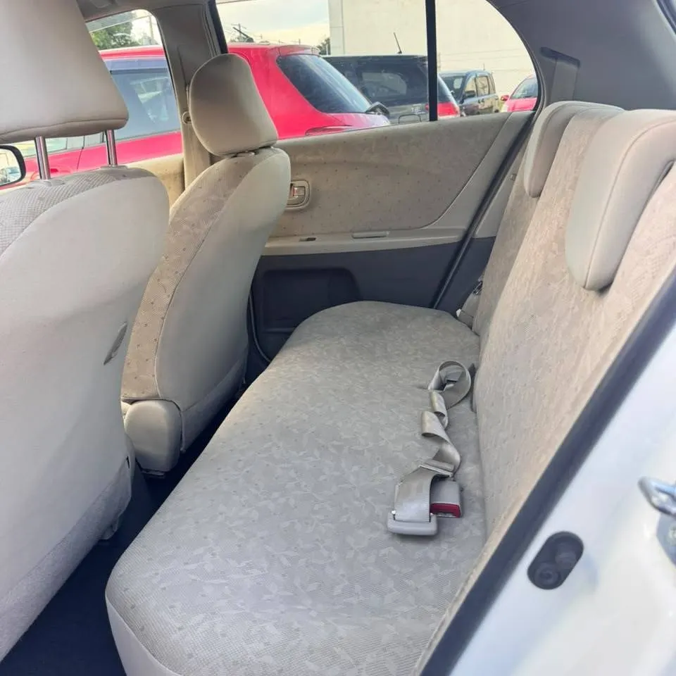 Toyota Vitz 2010