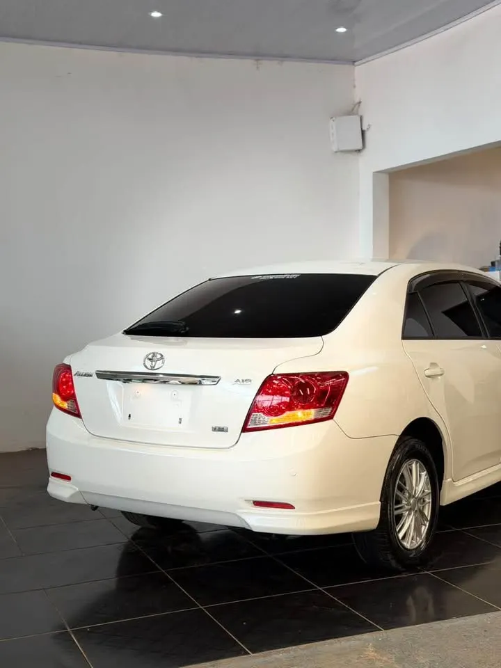 Toyota Allion 2012