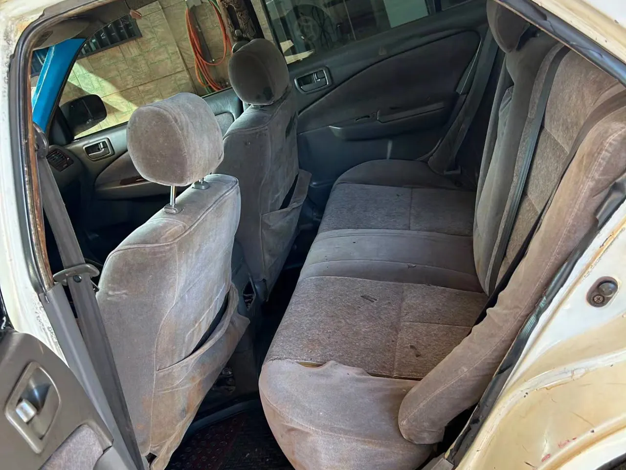 Toyota Corona 2000