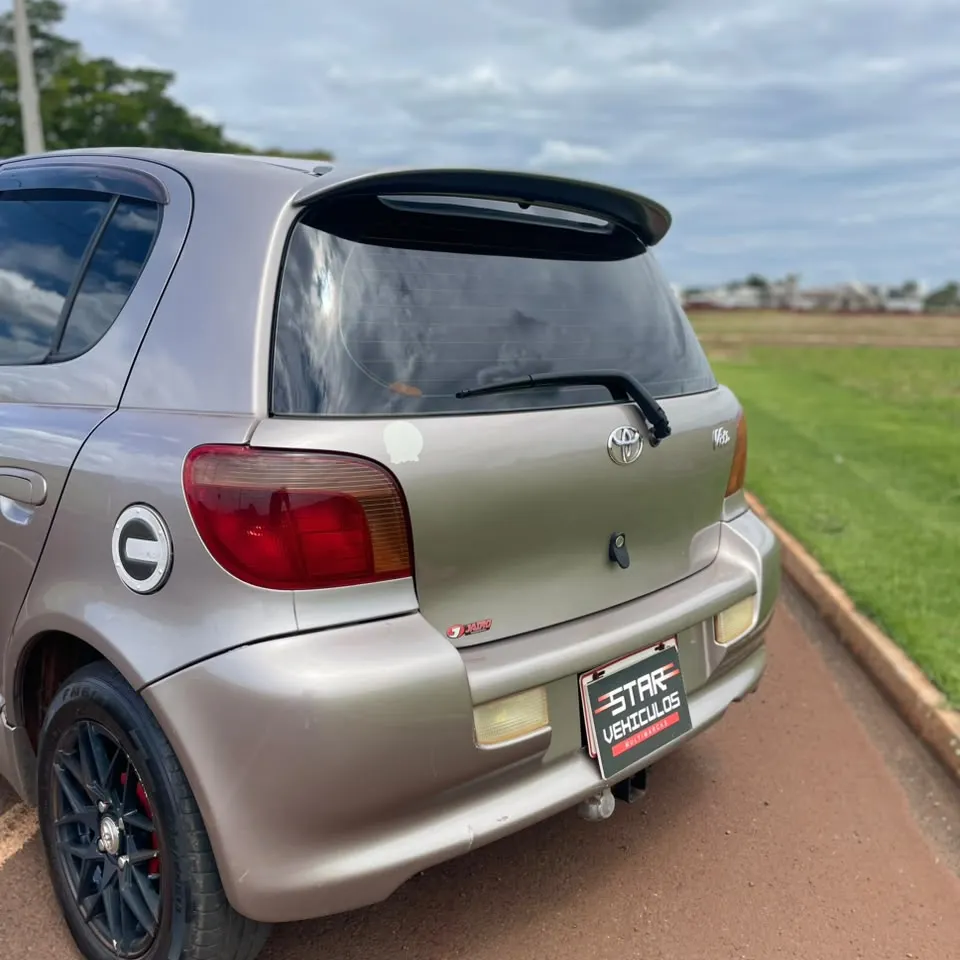 Toyota Vitz 2000 RS