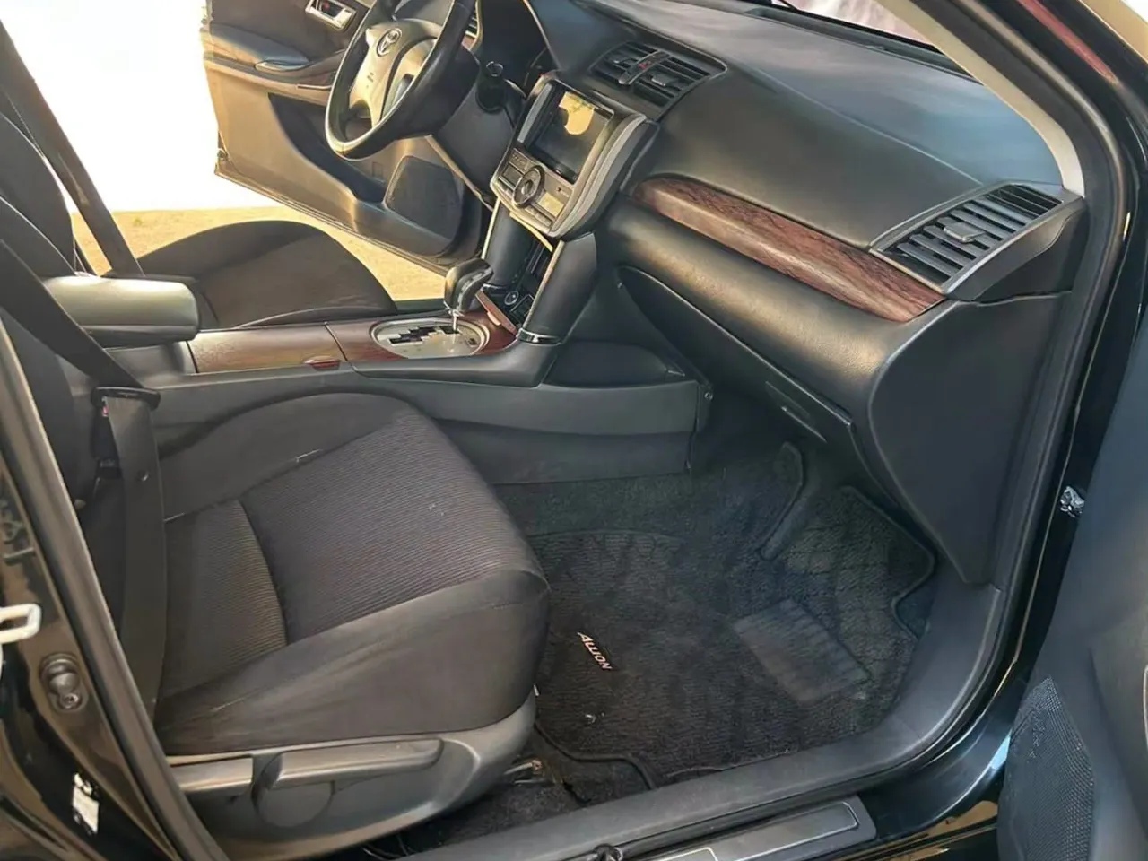 Toyota Allion 2012